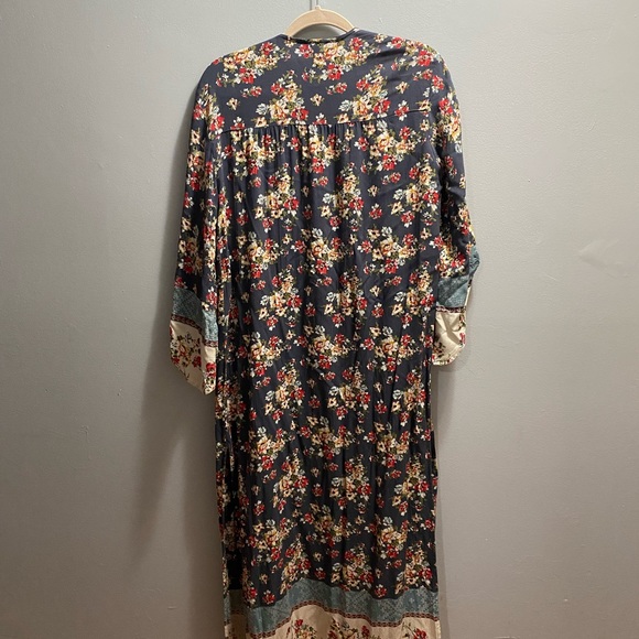 FLORAL CARDIGAN - Picture 2 of 5